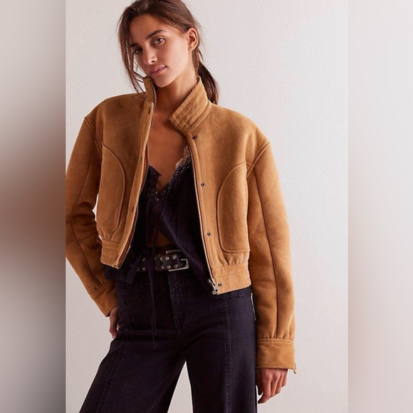 Free People Jackets & Blazers - Free People Tan Bomber Jacket